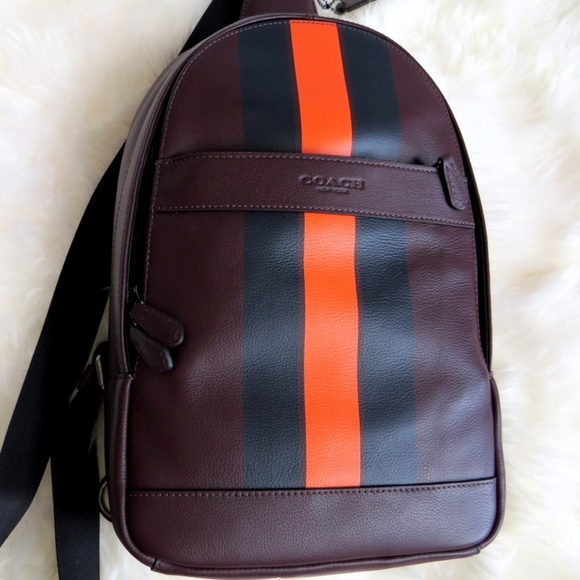 coach charles sling pack